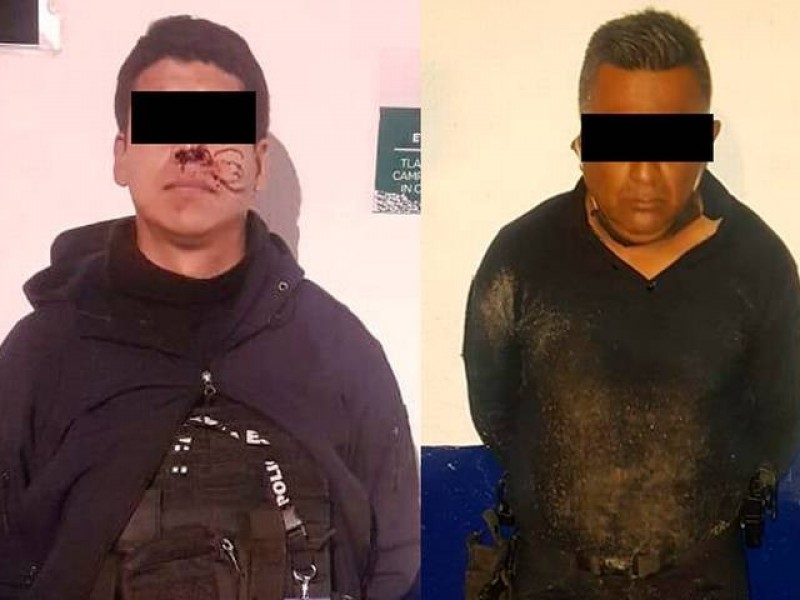 Liberan a policías que presuntamente extorsionaron a una persona