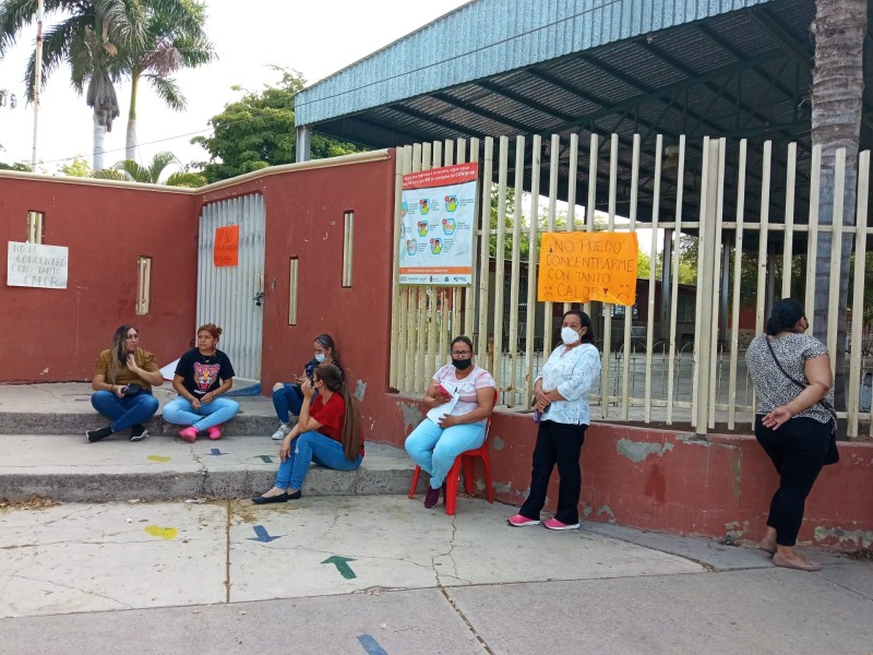Liberan escuela Gregorio Torres quintero tras semanas de manifestación