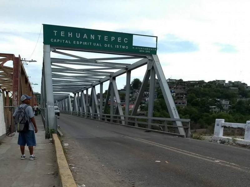 Liberan puente de fierro