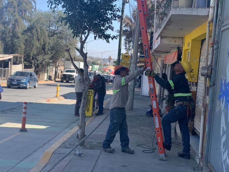 Limpia Mega el cable obsoleto en León.