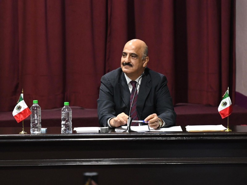 Lista, construcción de laboratorio forense