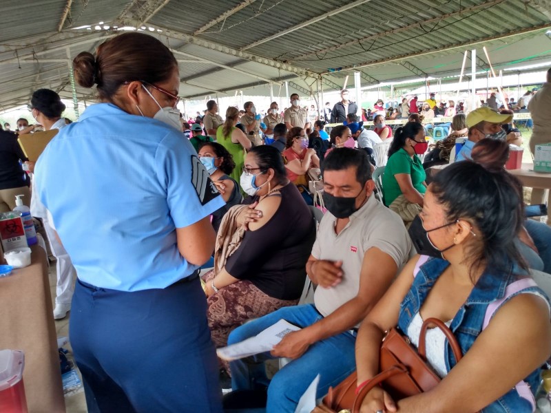 Lista jornada de vacunación Covid en Tuxpan