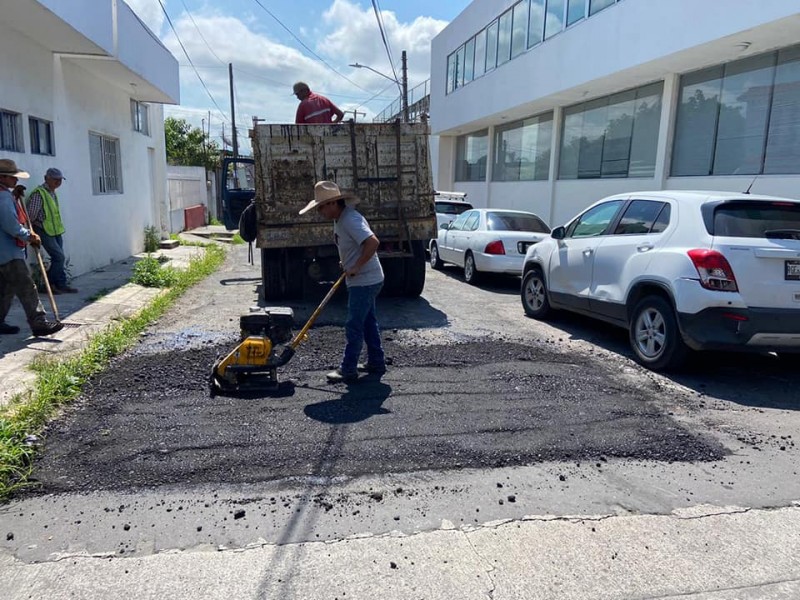 LLama alcalde a aspirantes a colaborar con el Ayuntamiento