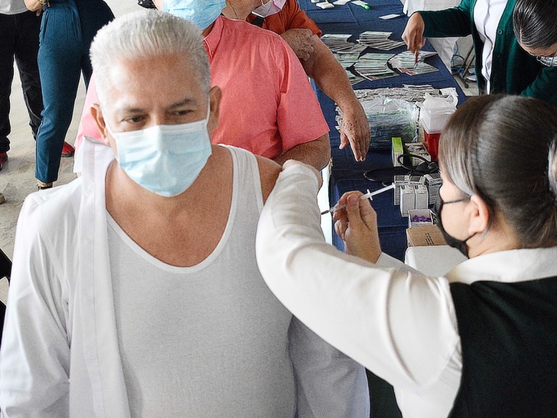 Llama el IMSS a vacunarse contra la influenza