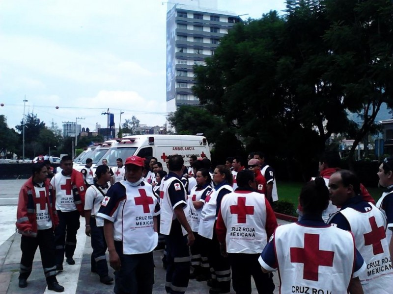 Llama gobernador a apoyar a la Cruz Roja