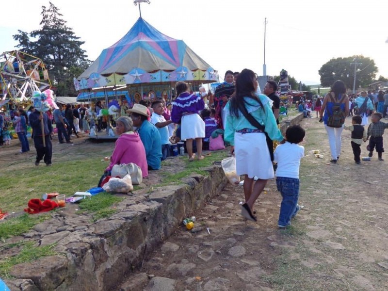 Llama iglesia a no realizar fiestas patronales