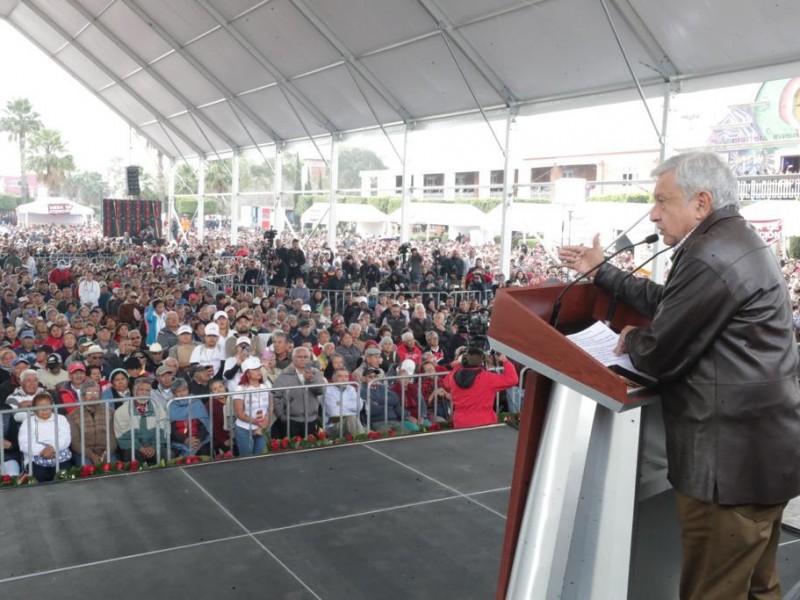 Llama López Obrador a no proteger a huachicoleros