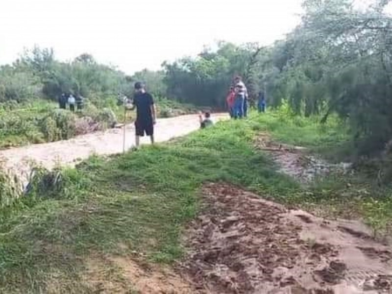 Llama protección civil a reportar emergencias por lluvias