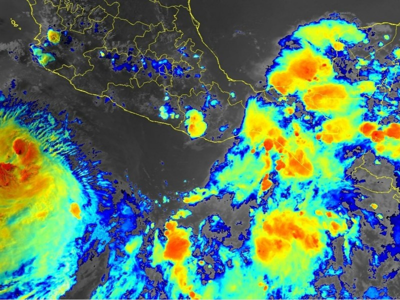 Llama Protección Civil a tomar precauciones por Onda Tropical 8