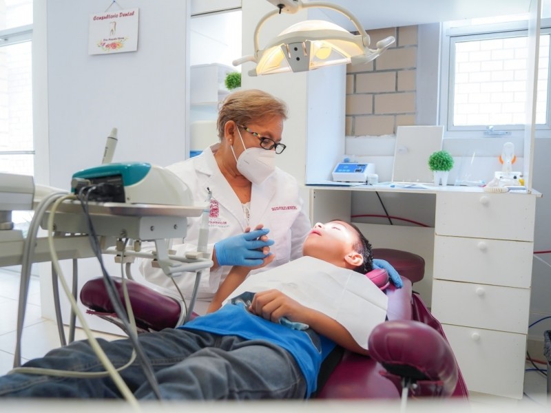 Llama Salud Pública a aprovechar sus servicios dentales