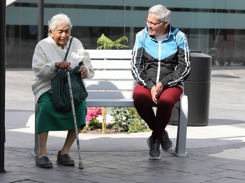 Llamado a adultos mayores para un envejecimiento saludable