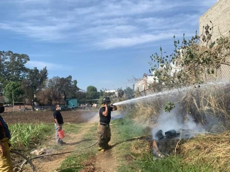 Llaman a hacer quemas controladas para prevenir incendios de pastizales