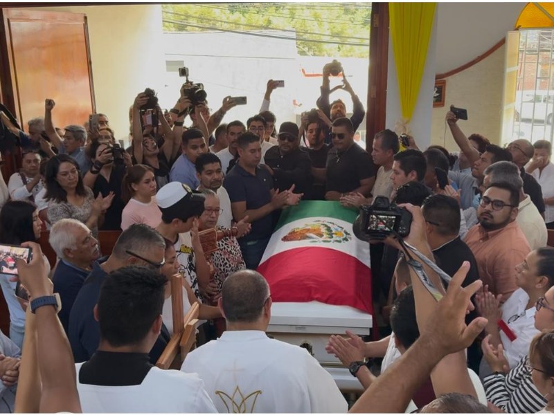 Llanto y dolor en el último adiós a América Yamileth