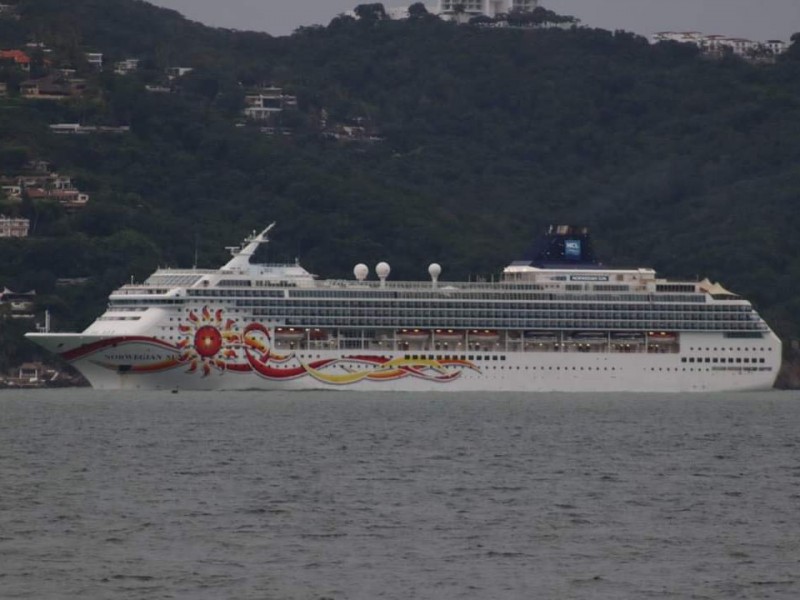 Llega a Acapulco primer crucero de la temporada 2022