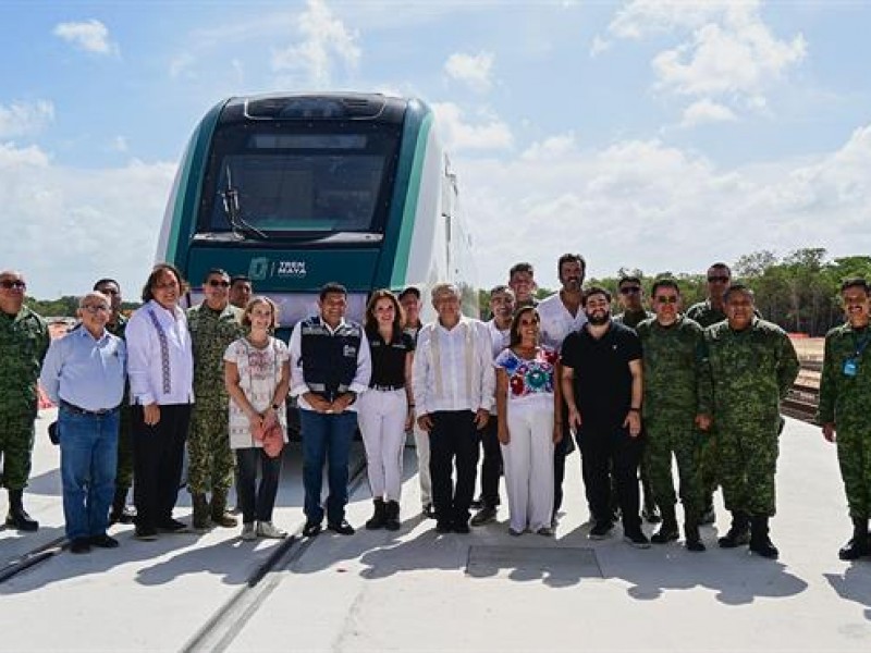 Llega a Cancún primer vagón del Tren Maya