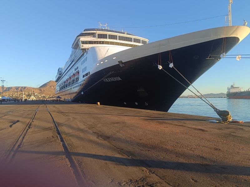 Llega al Puerto de Guaymas el crucero Volendam