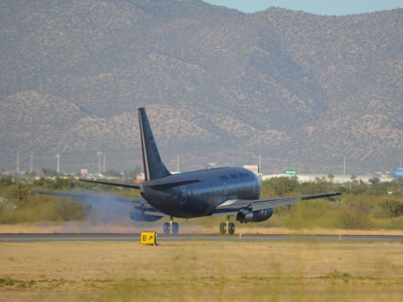 Llega avión con primeras dosis de vacunas Covid a Sonora