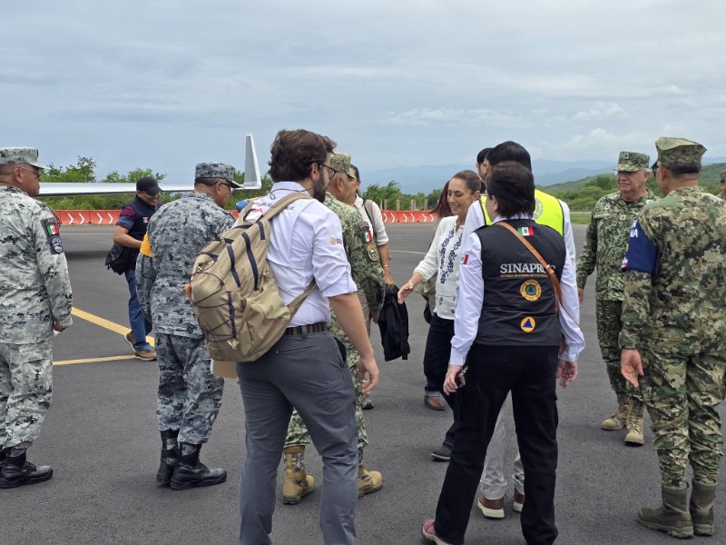 Llega Claudia Sheinbaum a Oaxaca, coordinará atención tras impacto del huracán Erick