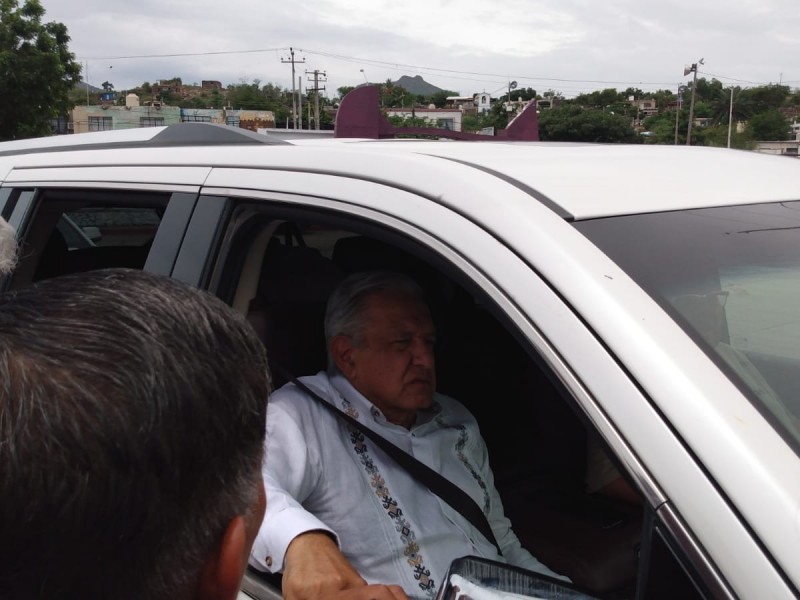 Llega el presidente Andrés Manuel López Obrador a Guaymas