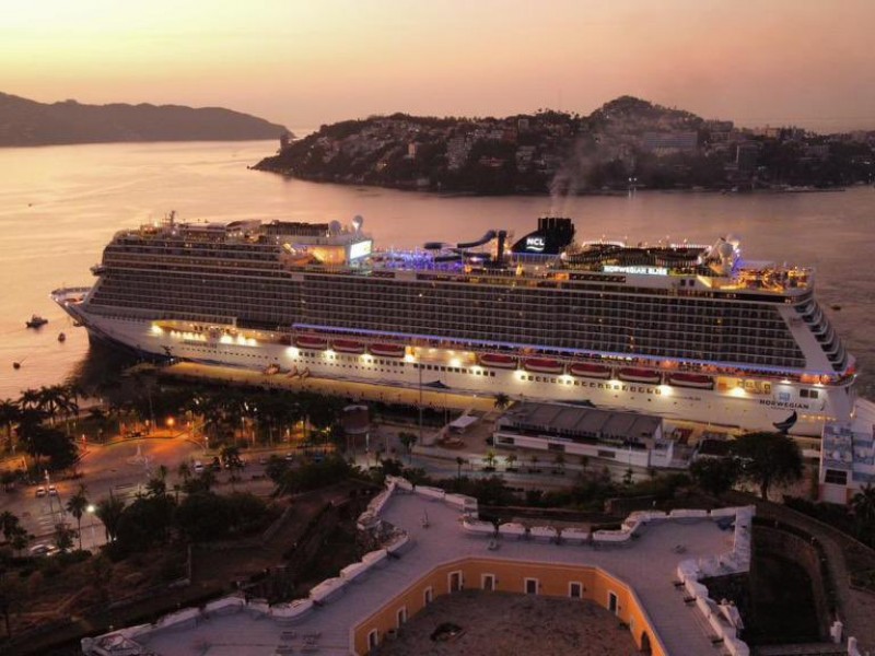 Llega el sexto crucero de la temporada a Acapulco