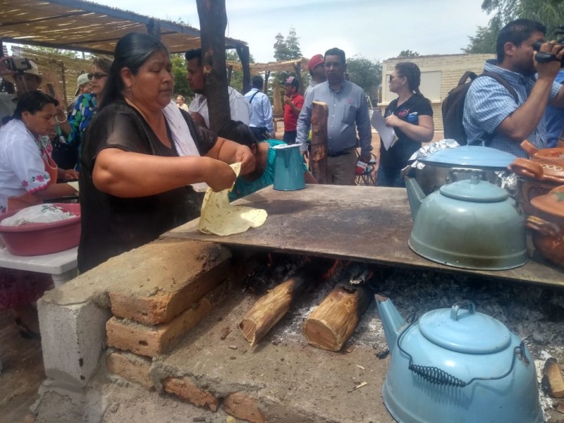 Llega la comida tradicional a la Laguna