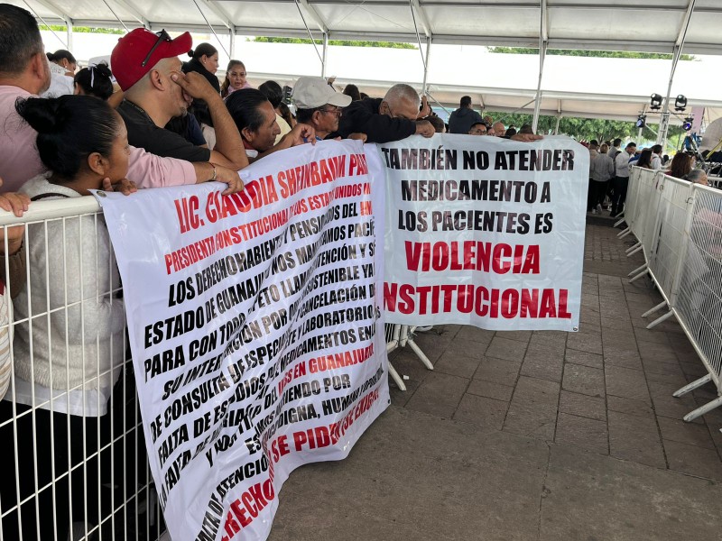 Llega presidenta Sheinbaum a León; rinde cuentas de su informe