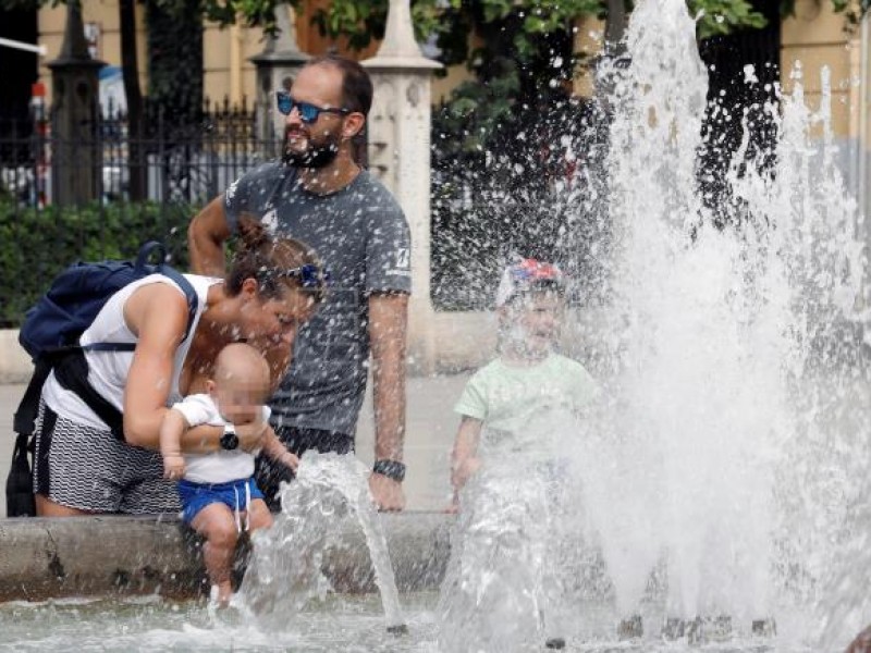 Llega primera ola de calor a España; hay alerta roja