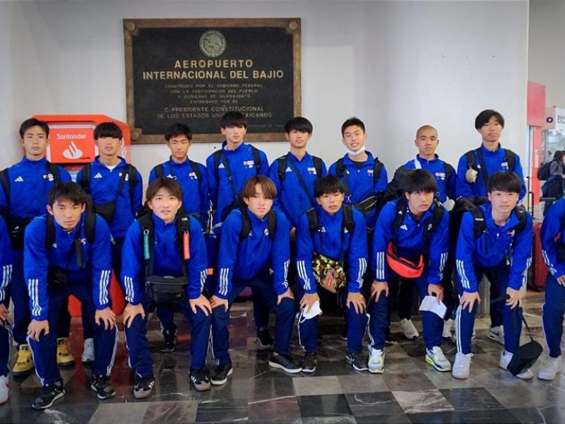 Llega selección de Hiroshima a León