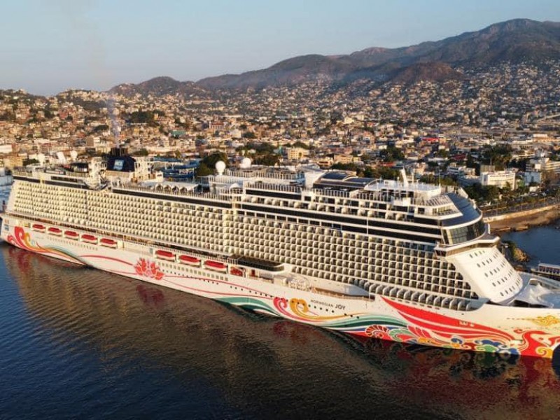 Llega un crucero más a Acapulco con 5,233 turistas