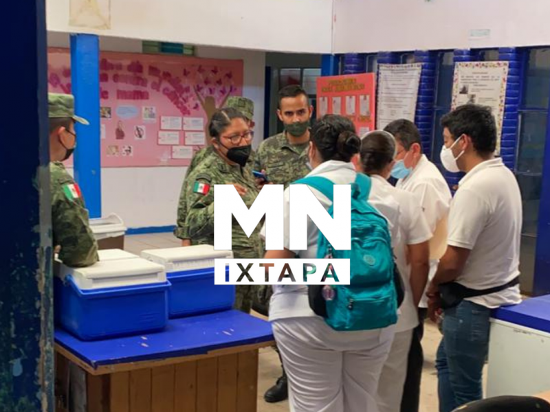 Llegan 3,570 vacunas de CanSino para adultos mayores de Petatlán