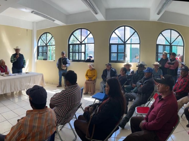 Llegan a acuerdos entre avicultores y quienes tomaron granjas