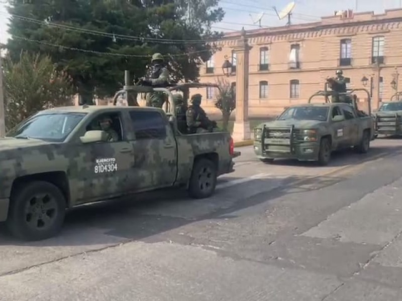 Llegan a Michoacán otros 1,800 elementos del Ejército