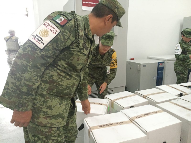 Llegan a Michoacán vacunas Pfizer Pediátrica y Cansino anticovid