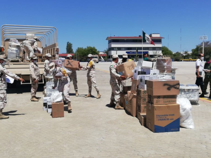 Llegan insumos a hospital militar