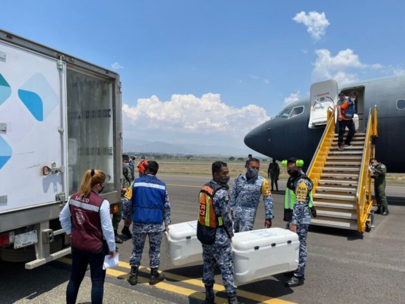 Llegan más vacunas contra Covid-19 a Oaxaca