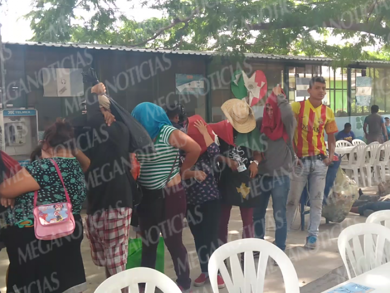 Llegan primeros migrantes a Albergue de Cd. Ixtepec