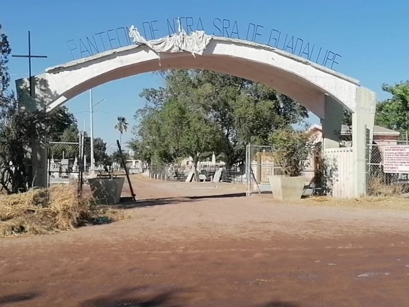 Llegan visitas al panteón desde este Sábado por la mañana