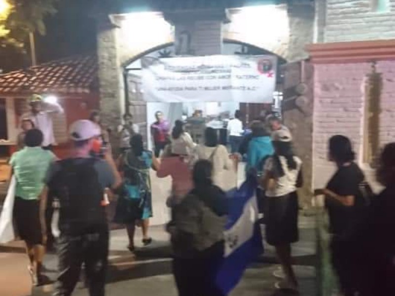 Llegó a Tuxtla caravana de Madres Migrantes