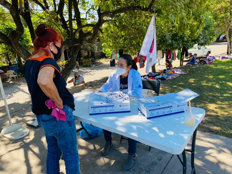 Llevan jornadas de salud a comunidades de San Blas