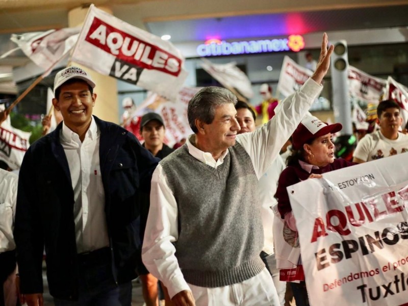 Llevan mensaje de unidad a las calles de Tuxtla