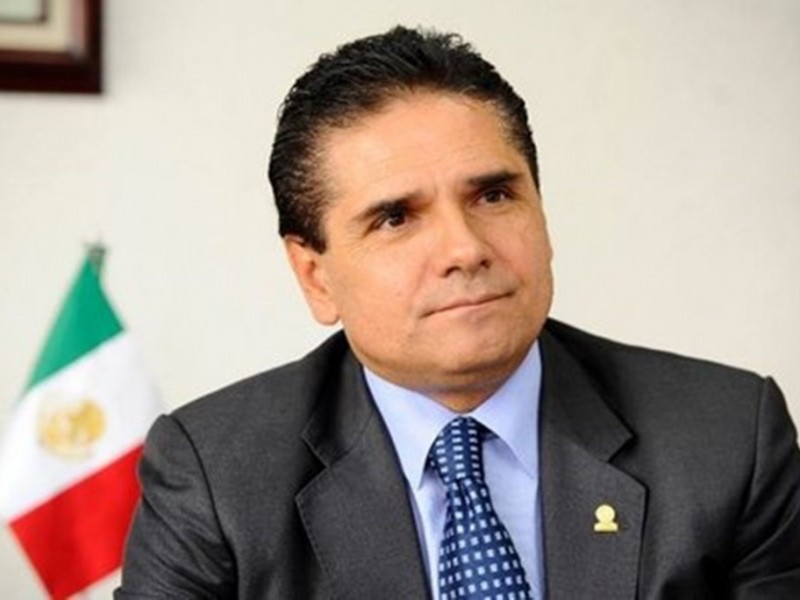 Llevará Gobernador de Michoacán pruebas al congreso del a Unión
