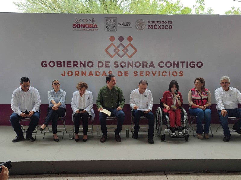 Llevaron servicios del gobierno estatal a colonia Pueblitos