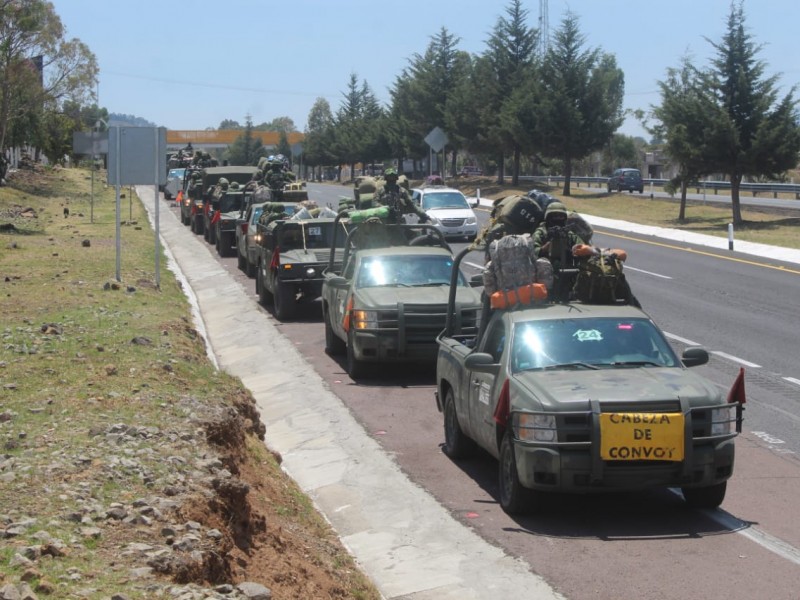 Llegan a Michoacán otros 900 elmentos del ejército