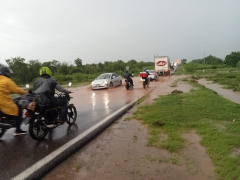 Lluvia deja viviendas inundadas y caminos bloqueados en el Évora