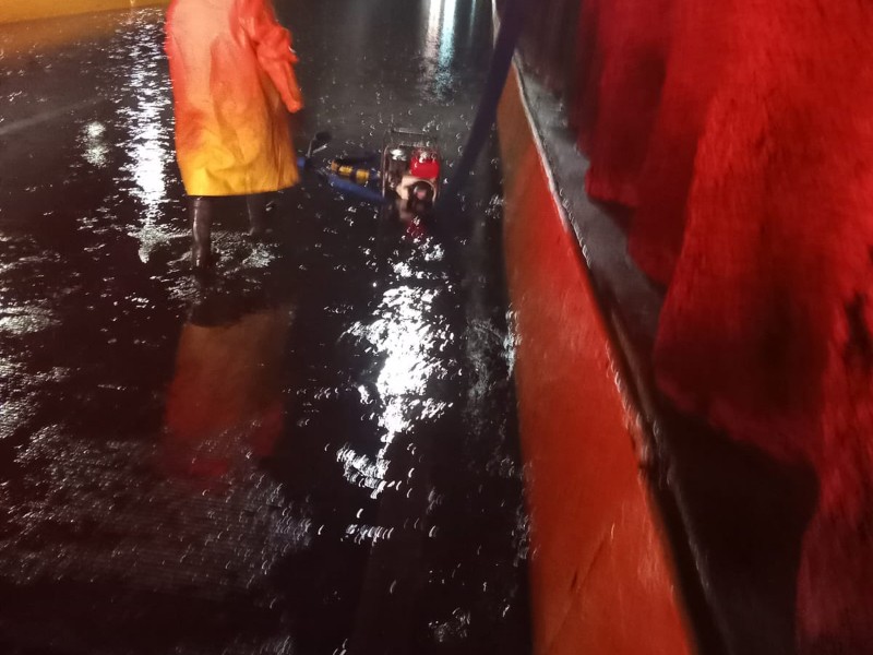 Lluvia nocturna desquicia la ciudad