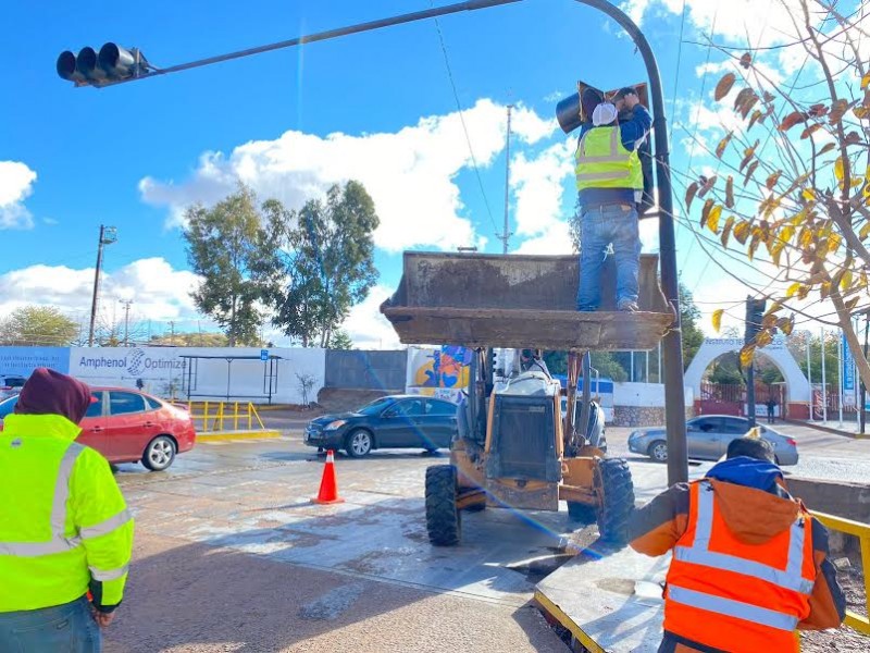 Lluvia provoca afectaciones a semáforos en la frontera