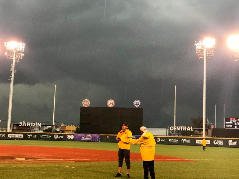 Lluvia se hace presente en Liga de Prospectos