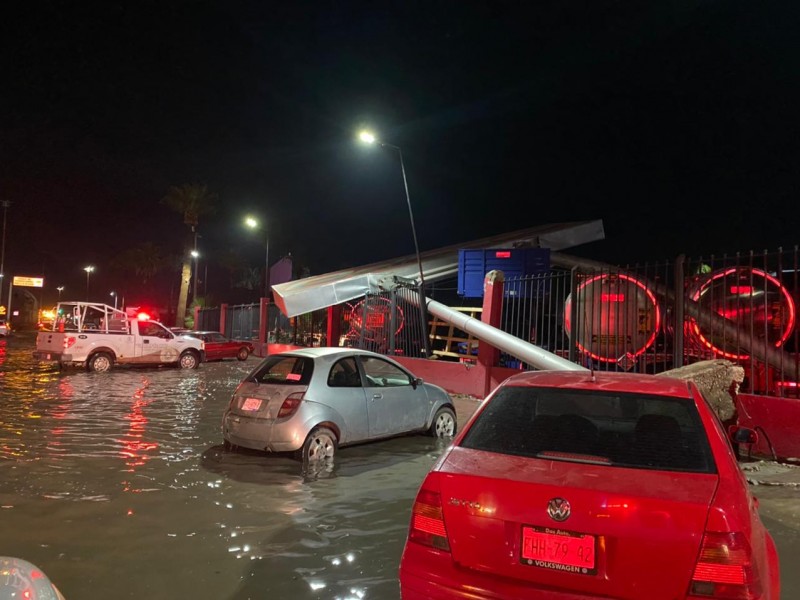 Lluvia y granizo causan daños en el municipio de Gómez