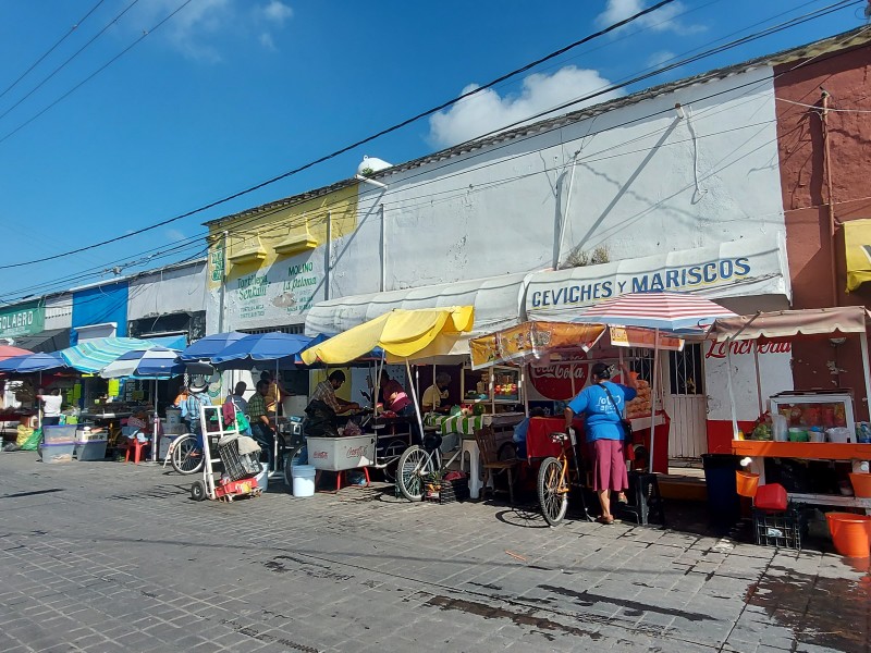 Lluvias acaban con ahorros de los comerciantes en pequeño