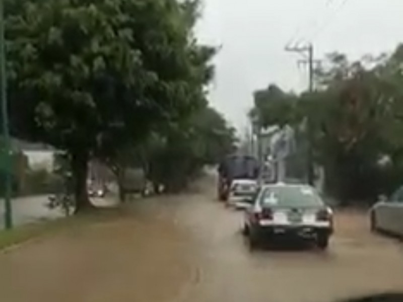 Lluvias afectaron avance de obras públicas
